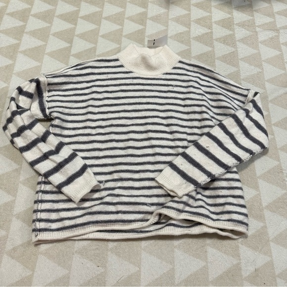Madewell stripe play mockneck pullover sweater antique cream - Picture 3 of 5